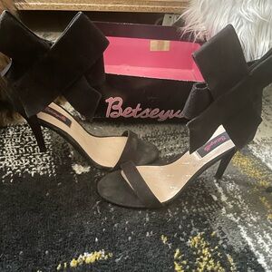 Betseyville heels